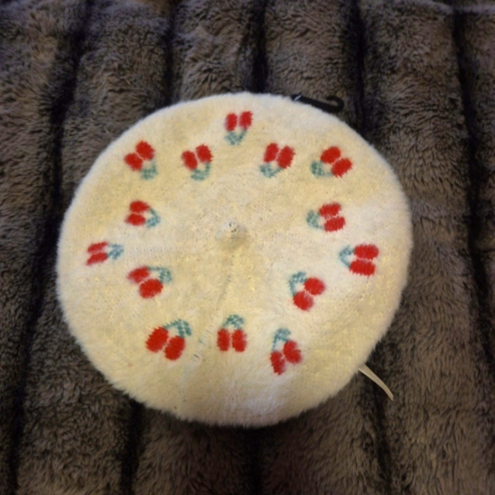 THE ACCESSORY COLLECTIVE (NORDSTROM) CHERRY BERET